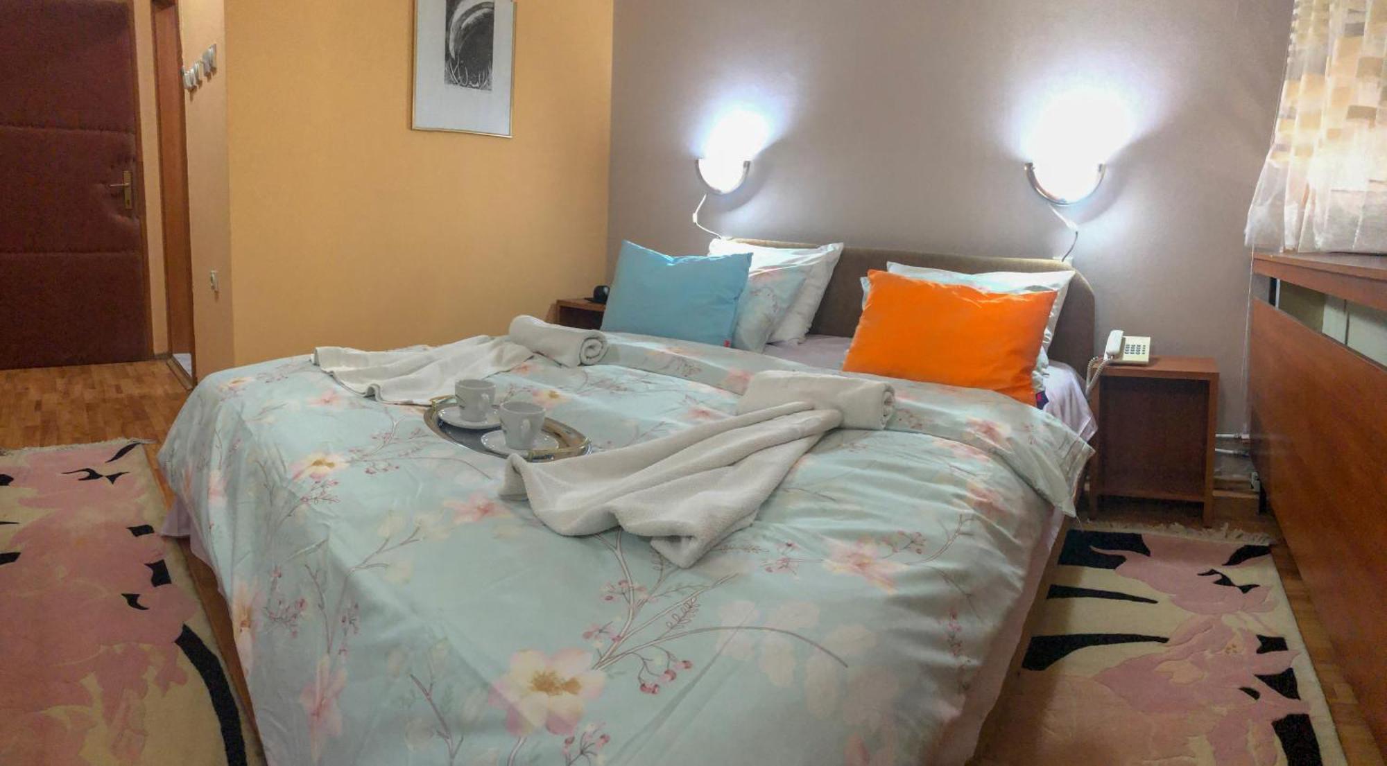 Hotel Square Skopje Eksteriør bilde
