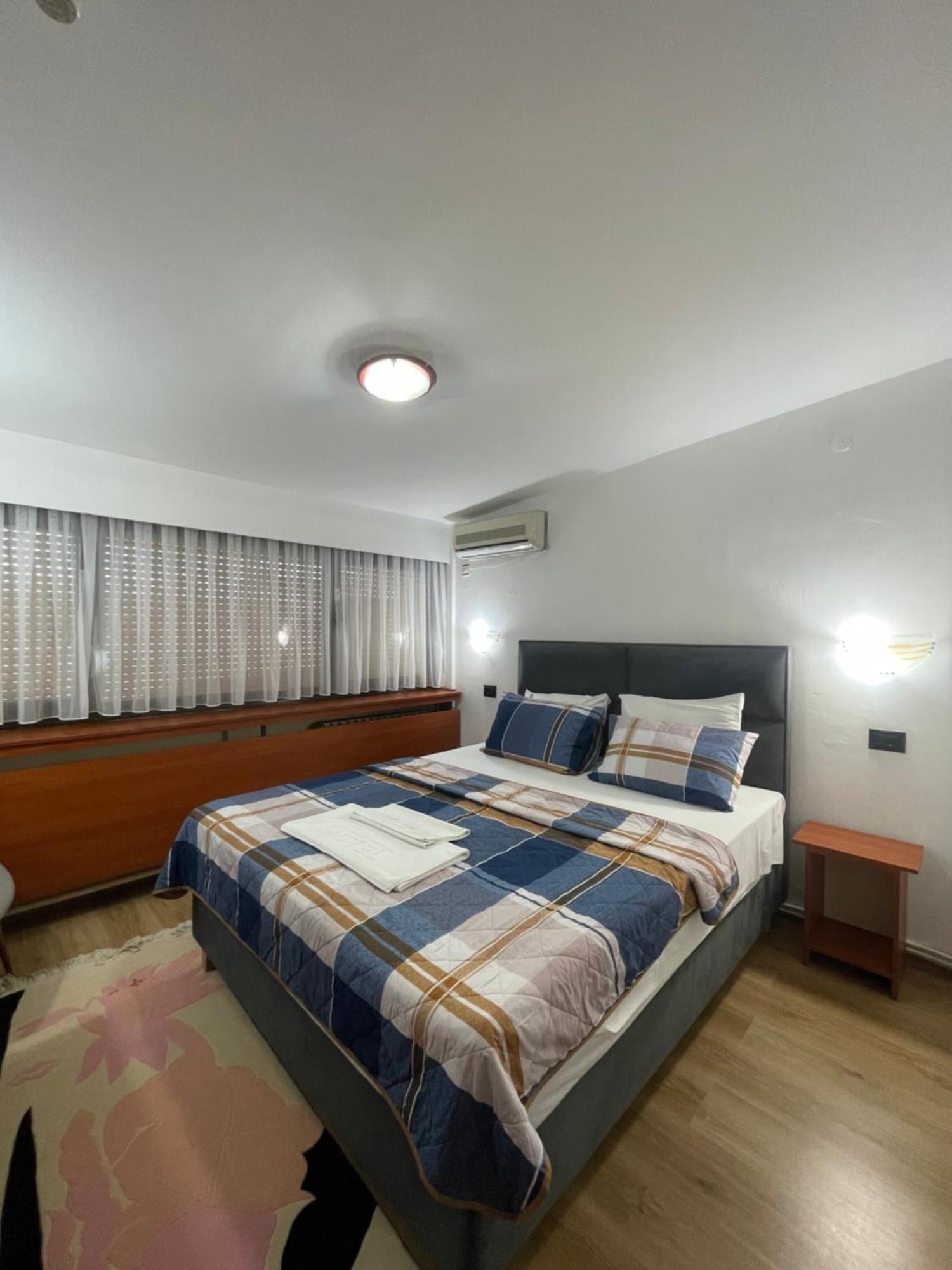 Hotel Square Skopje Eksteriør bilde