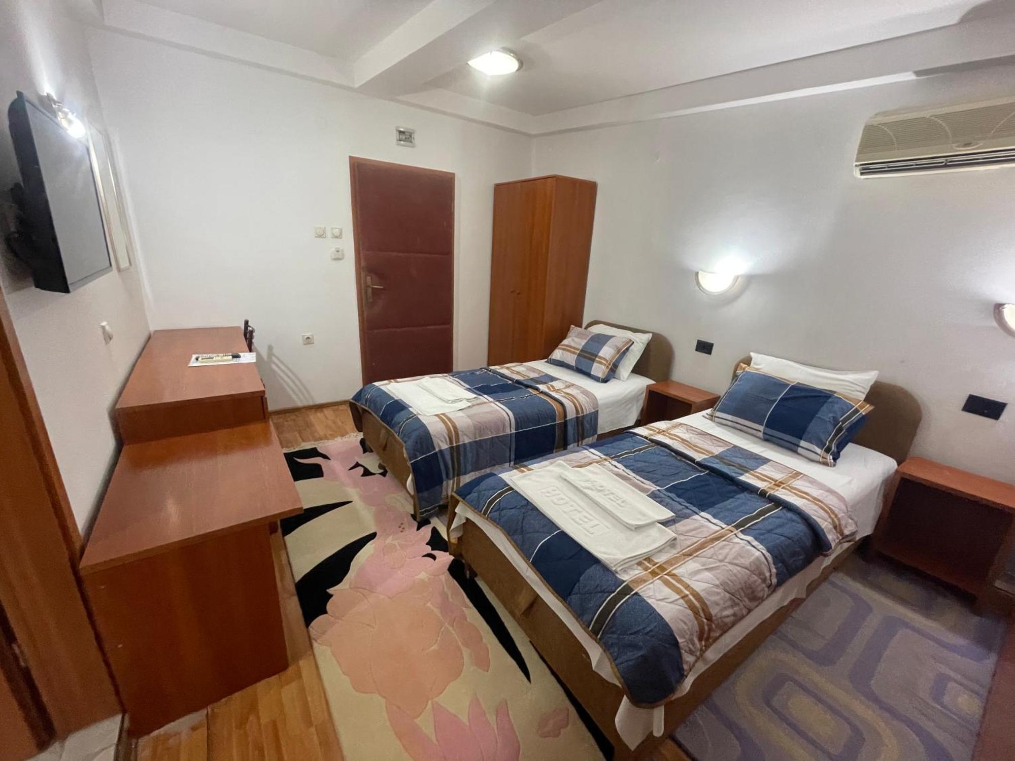 Hotel Square Skopje Eksteriør bilde