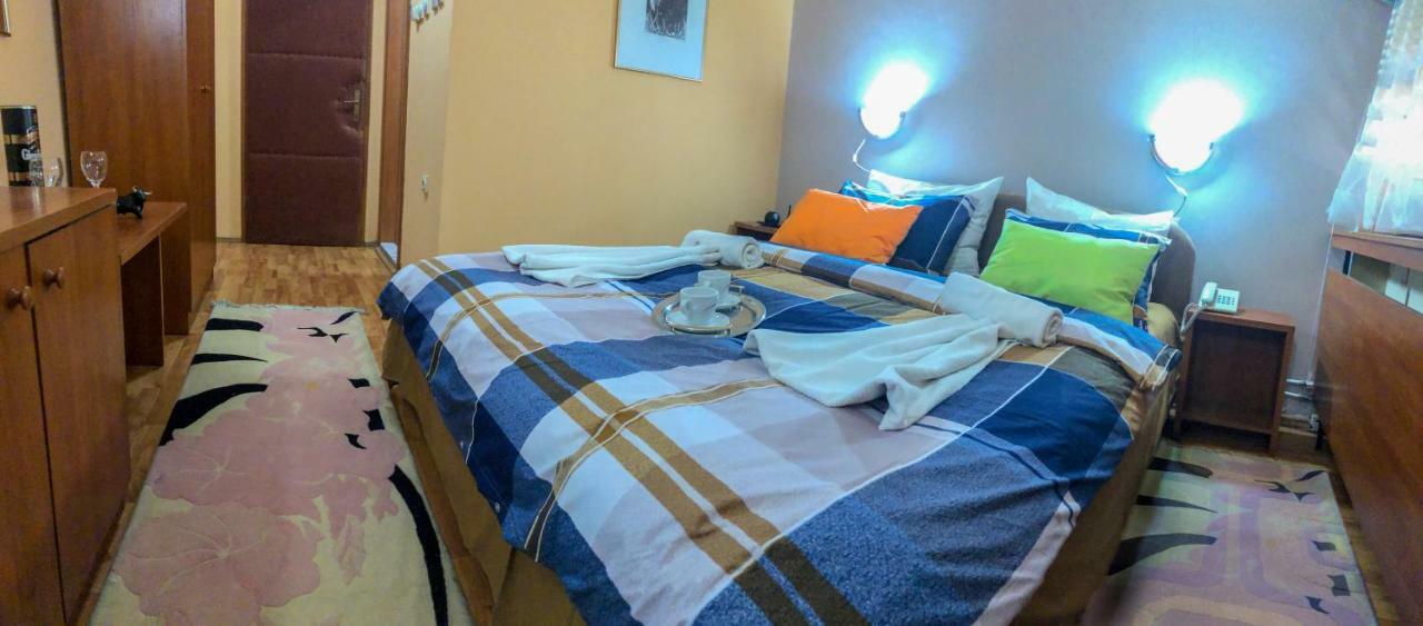 Hotel Square Skopje Eksteriør bilde