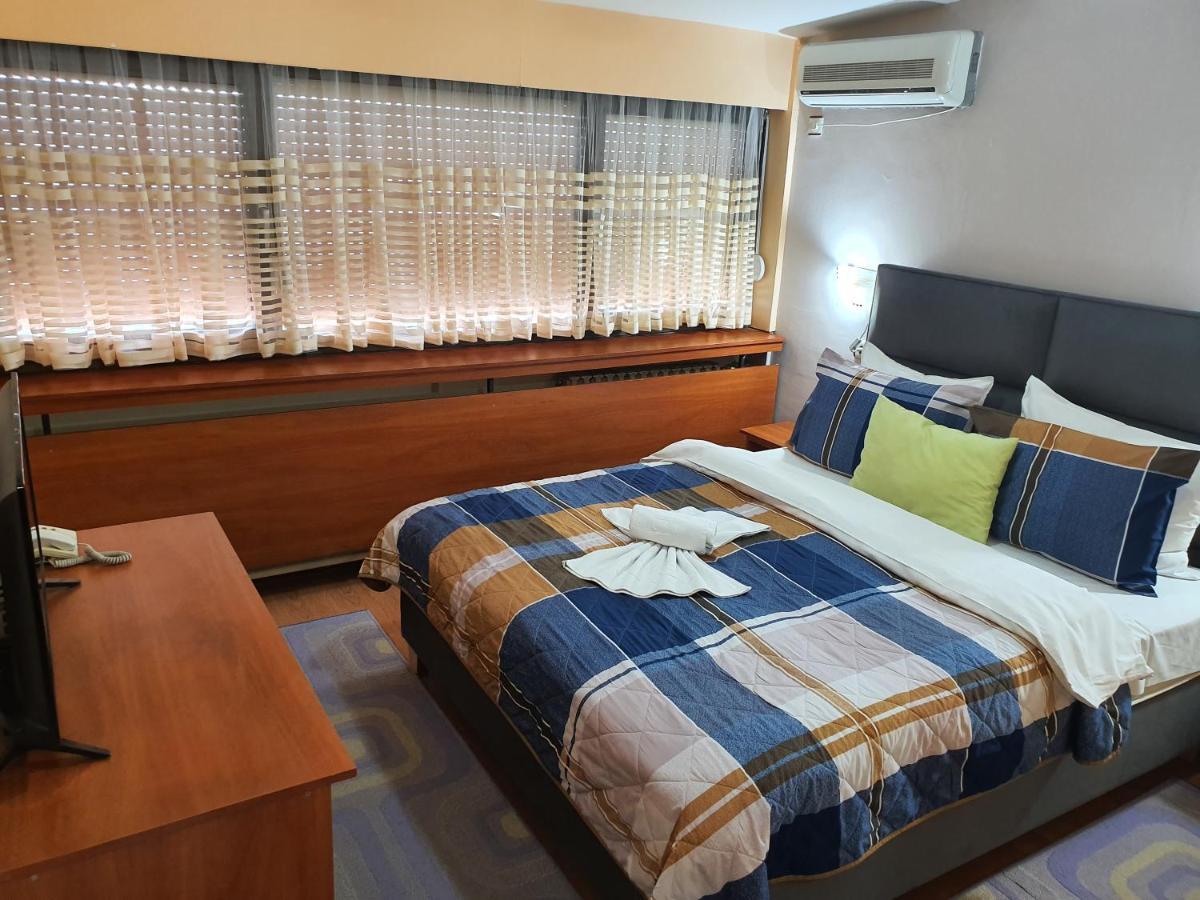 Hotel Square Skopje Eksteriør bilde