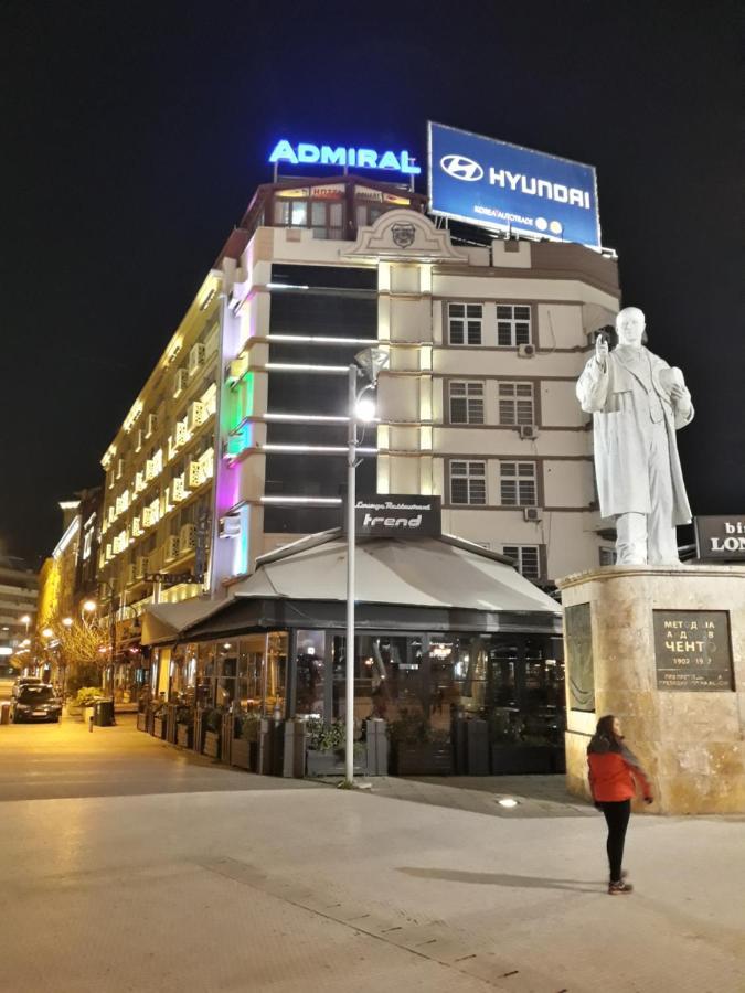 Hotel Square Skopje Eksteriør bilde